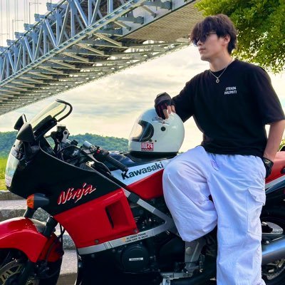 バイク大好き| 釣り|観葉植物|アクアリウム|自由奔放でマイペース|脳脊髄液漏出症で光に弱くなり日常的にサングラスかけてる男😎|GPZ400R乗り|岡山| #ろくでなしショートホープ #小燈希望 #ハルマキ #バイク好きと繋がりたい