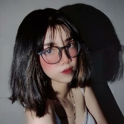 bridge68304's profile picture. Thinker. Hardcore food ninja. Organizer. Pop culture maven. Freelance twitter expert.