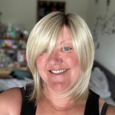 clair_cains's profile picture. #stupidbraintumour 😡