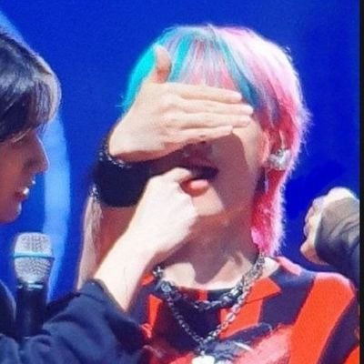 ropovski's profile picture. 🩷💌✌🏻 Нюра/Nyura `|she/her|ʼ rus/eng `|Villain! Nswer|ʼ
# jooyeon `|# sullyoon|ʼ # gayeon ` Картон Хэвон ’