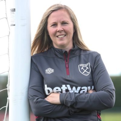 Manager of @Westhamwomen @BarclaysWSL Former @Lionesses Assistant Manager ⚽️ Enquiries: @FullNinetySM | Media: @CelebAppearance