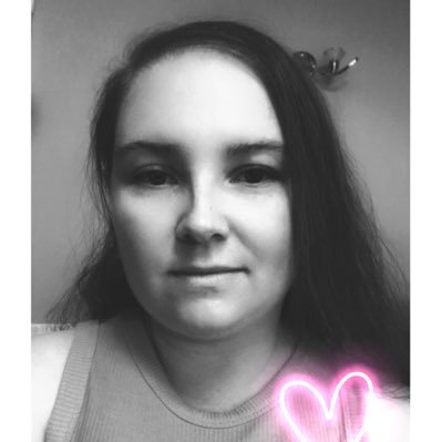 Twitch streamer, plays a variety of games with friends and family. Mainly focusses on having fun and making people laugh!