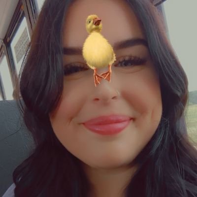 kelseyhodge's profile picture. gemini ☉ pisces ☾