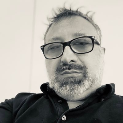 Marcoficarra's profile picture. Mi occupo di comunicazione per l’editoria e per il web, di lettering per il fumetto. Disegno fumetti. Studio RAM Bologna