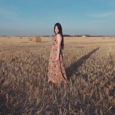 MichPiccione's profile picture. Trad Catholic, Trad Midwife, Trad Life