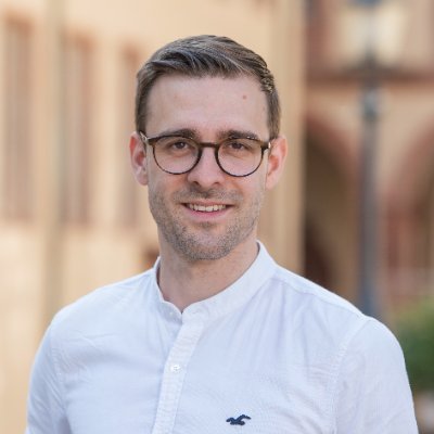 PhD Student and RA (@TUDarmstadt) working in the field of Computational Social Science (Text, Video, Audio) | MSc in Data Science (Uni Mannheim) | #firstgen