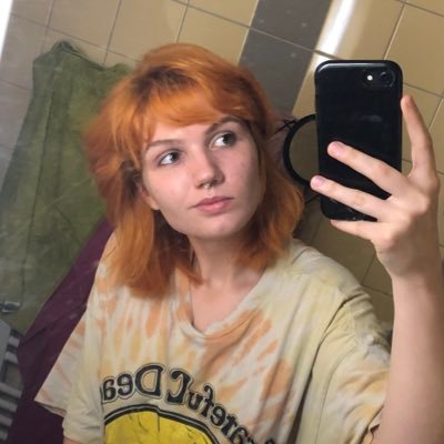 killertukan's profile picture. Leben und sterben im All - Luke auf, Leiche raus. she/her