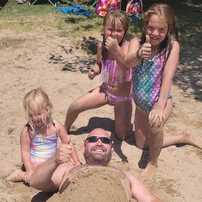 Husband, father, forgiven sinner, wrestling coach, cauliflower ear survivor.
Lead Pastor The Nazarene Church in Plainville,KS
Working hard to make disciples!