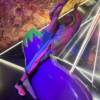 feriosdancer's profile picture. Quiero seguir volando sin q nadie me detenga, al día de hoy mas odiado pero los que me quieren me dan todo lo que necesito. #Nevergiveup IG: @feriosdancer
