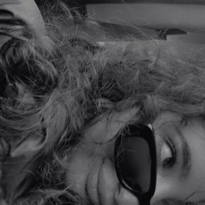 rueewho's profile picture. i wanna be someone’s muse