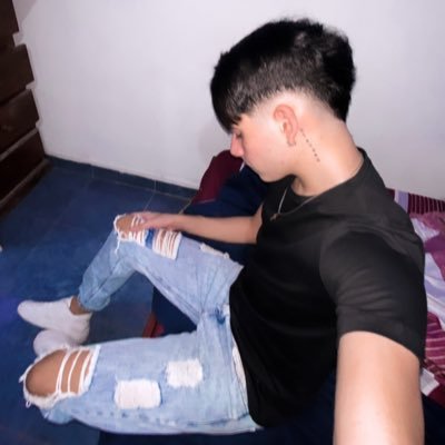 Dariiabz's profile picture. ig: @dariiabz_