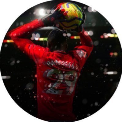 malaciaaaaaa's profile picture. 19 • @awbissaka | CR7🇵🇹🐐