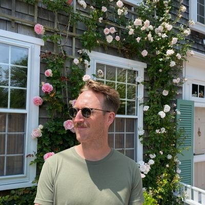 poortimothy1's profile picture. 