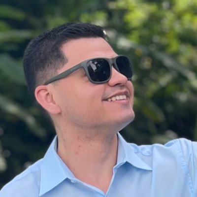 emanuelcsc's profile picture. novelas, BBB, a fazenda, memes, músicas do Felipe Amorim e vácuo dos famosos você vê por aqui.