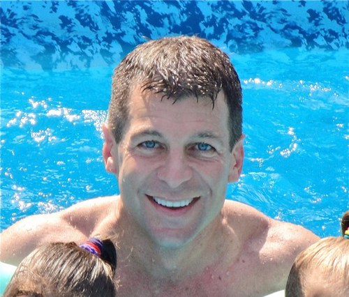 Thomas777's profile picture. Psycholgist, College Prof., father of twin girls!