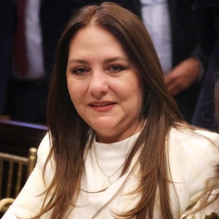 Senadora de la República 2022-2026
Partido Liberal Colombiano 🚩