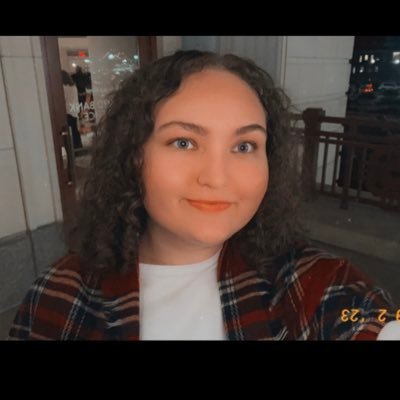 LoraSheard's profile picture. •23• •Christian•