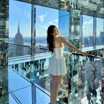 ElvieYem2862's profile picture. 