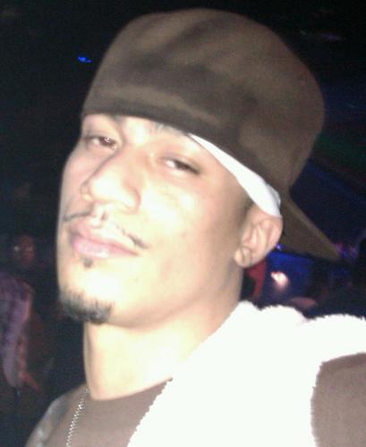 Street Marine Youngin', Artist for Rushe 24/7 Ent., Im a hip hop junkie, I rap & sing, very outgoing, funny individual, football and & basketball fanatic
