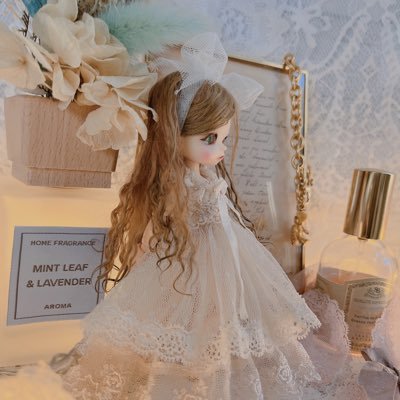 セブンスダリア/ゆかです。 ドール服作ってます。 #7D服 ⇽こちらにご購入者様の素敵なお写真たくさん✨ありがとうございます /オーダーは個人的にお付き合いのある方のみ/FRBご自由にどうぞ/ゲーム、アニメなど雑多に呟いてます/