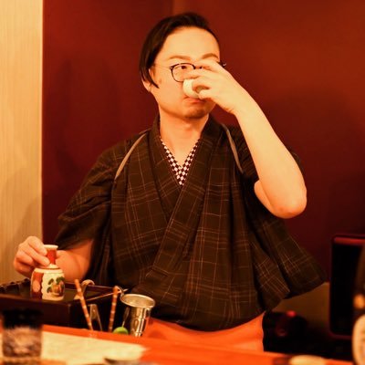 燗酒とお出汁香る「おばんざい」が楽しめる日本酒bar 営業時間 18時~3時 定休日 火曜日 06-6556-9225 Wi-Fiとコンセント使い放題