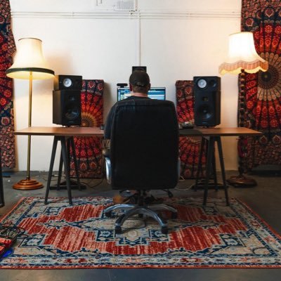 AlexEdgeProd's profile picture. • Record Producer • Guitarist • @cartoonheadband • @thisisctc • Drop me a DM if you’re interested in working on some music together or just to talk music.