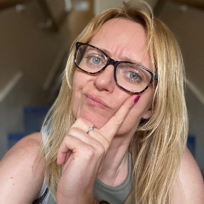 WFCMumsy's profile picture. Yellow 💛🐝 and Blue 🇪🇺 and a lot of green 🥑🥒🥬🫑🥦🌱 #vegan