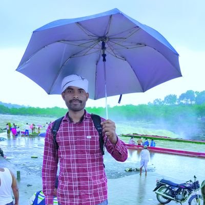 बात कोई नहीं मानता...
पर,
बात का बुरा सब मान जाते है...😌😊