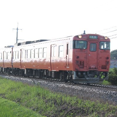 逆光。
なんか変なこと言ってる、
鉄道よりの雑多