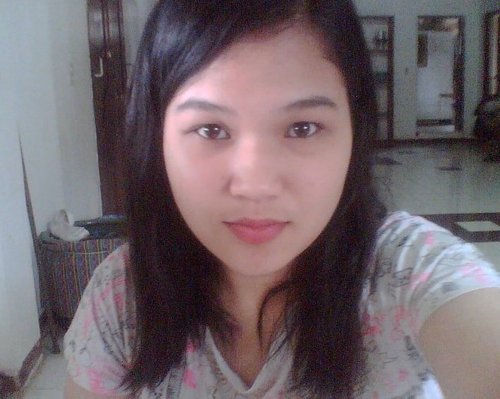 SahsEssh's profile picture. its all about searching what makes you fell good & makes me happy.