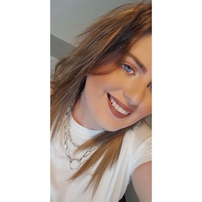 xstaceyjohnston's profile picture. 