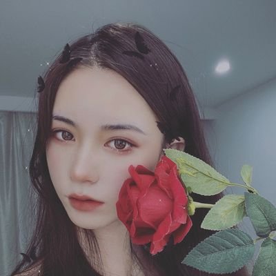 gqtQSzzoUzAD4yx's profile picture. 爱国小红粉，人不狠，话不多。