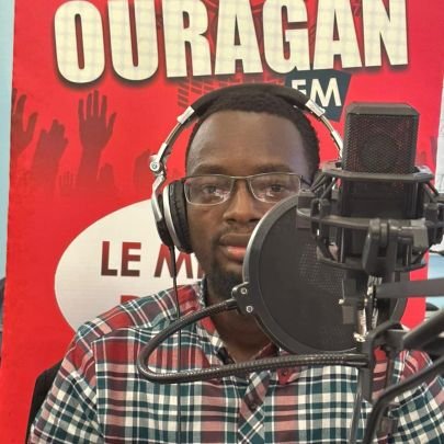 Journaliste, Reporter, Éditeur à https://t.co/HRn0JOwcRQ. Analyste, Libre penseur/
Numéro WhatsApp +243893171298/+243970919302/E-mail dan.kalalakalambay@gmail.com