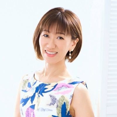 IBJ婚活エプーズモア
婚活カウンセラー（ＦＰ・行政書士有資格）小野里ちゃこ
群馬・栃木・その他エリアはオンライン対応
自身もシングルマザー時代に婚活経験あり
老舗婚活イベント会社勤務時、婚活者の課題を痛感
結婚に至る婚活支援をしたい！と結婚相談所へ転向
🍹婚活会員様憩いの場でもある「スナックバーMORE」のママ