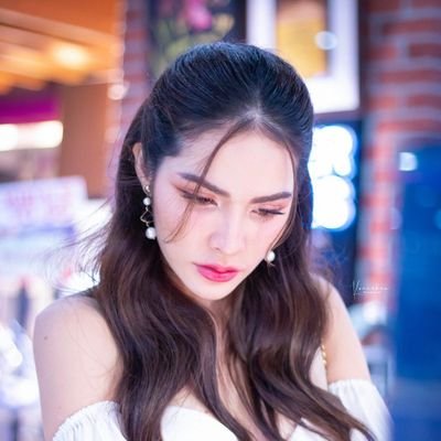 chlxt22's profile picture. ทุกสถานะให้ชาล็อต ลองเเล้วนะ ชอบจริง จีบจริง @itscharlotty 
@Engfa Waraha
 # SmileyofCharlotty🐰🐶😊