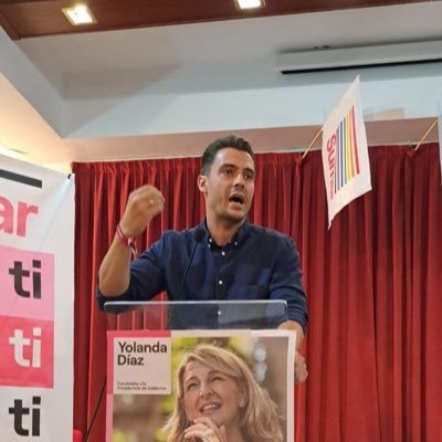 Secretario Político provincial del Partido Comunista en Málaga y Concejal de Hacemos Fuengirola en el Ayuntamiento de Fuengirola.