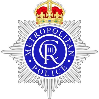 Your local policing team for #SurreyDocks in #MPSSouthwark. Do not report crime here. Call 101, tweet @MetCC or visit our website. In an emergency call 999.