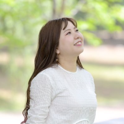 ソプラノ歌手🎤神戸・関西中心に活動中✨関西二期会・日本シューベルト協会・神戸市混声合唱団に所属♪2015年度はUSJのショーにも出演しておりました⭐️