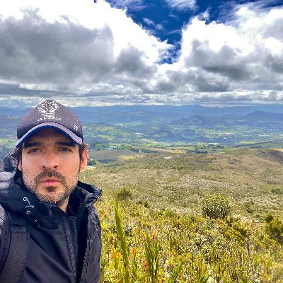 Abogado ambiental. Doctor en derechos humanos @idhbc_uc3m.
Profesor @UniandesDerecho @MaesDerechoInve - Especialista en incidencia política @WWFColombia