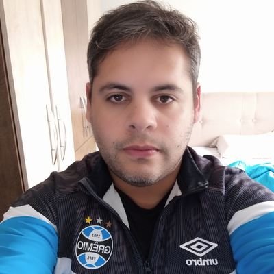 Software Engineer @melhorenvio. Sofrendo pelo Grêmio desde 1989
