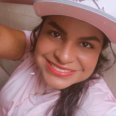 Cartagenera. Administradora de profesión. Asesora comercial