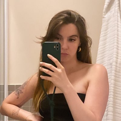 Maelle__S's profile picture. 