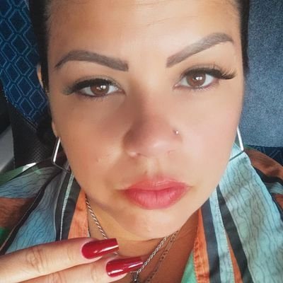 Viver é escrever sem borracha, sem corretivo, sem uma folha nova, com um fiscal de prova avisando que o tempo está passando