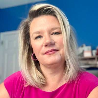 Deann1212's profile picture. Wife. Mom. Educator. ML Leader. Advocate.