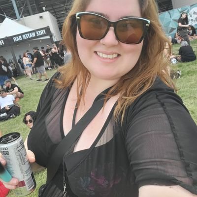 Riots_mom's profile picture. Guinness drinking dumb leprechaun