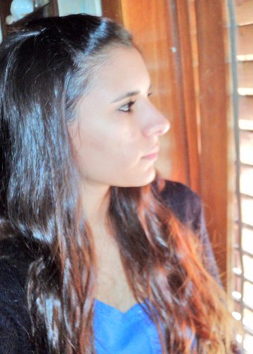 *Redactora *BookLove *Bloggera *Bailarina de alma *Cuenta la leyenda, cajas literarias.
Nunca debes darte por vencido, lucha por tus sueños y hazlos realidad-*