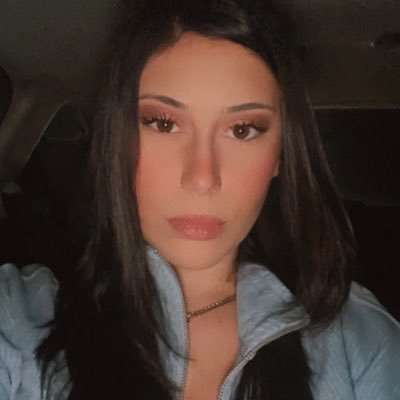 elizabethkay11 Profile Picture