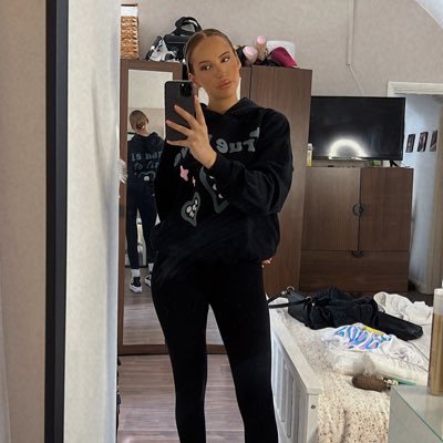 fxcksake_becks's profile picture. insta - b.ecccc