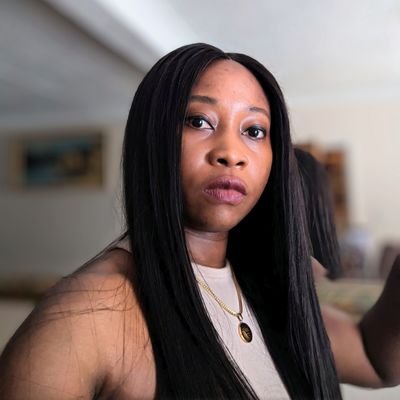Iam_konfy's profile picture. Woman | Data Engineer