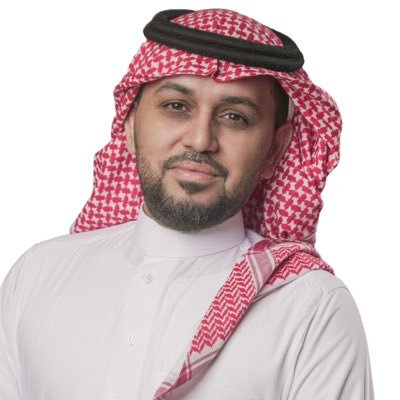 صحافي في صحيفة الرياضية- مدير إتصال مؤسسي -عضو الإتحاد الدولي للصحافة الرياضية- كاتب محتوى إبداعي .